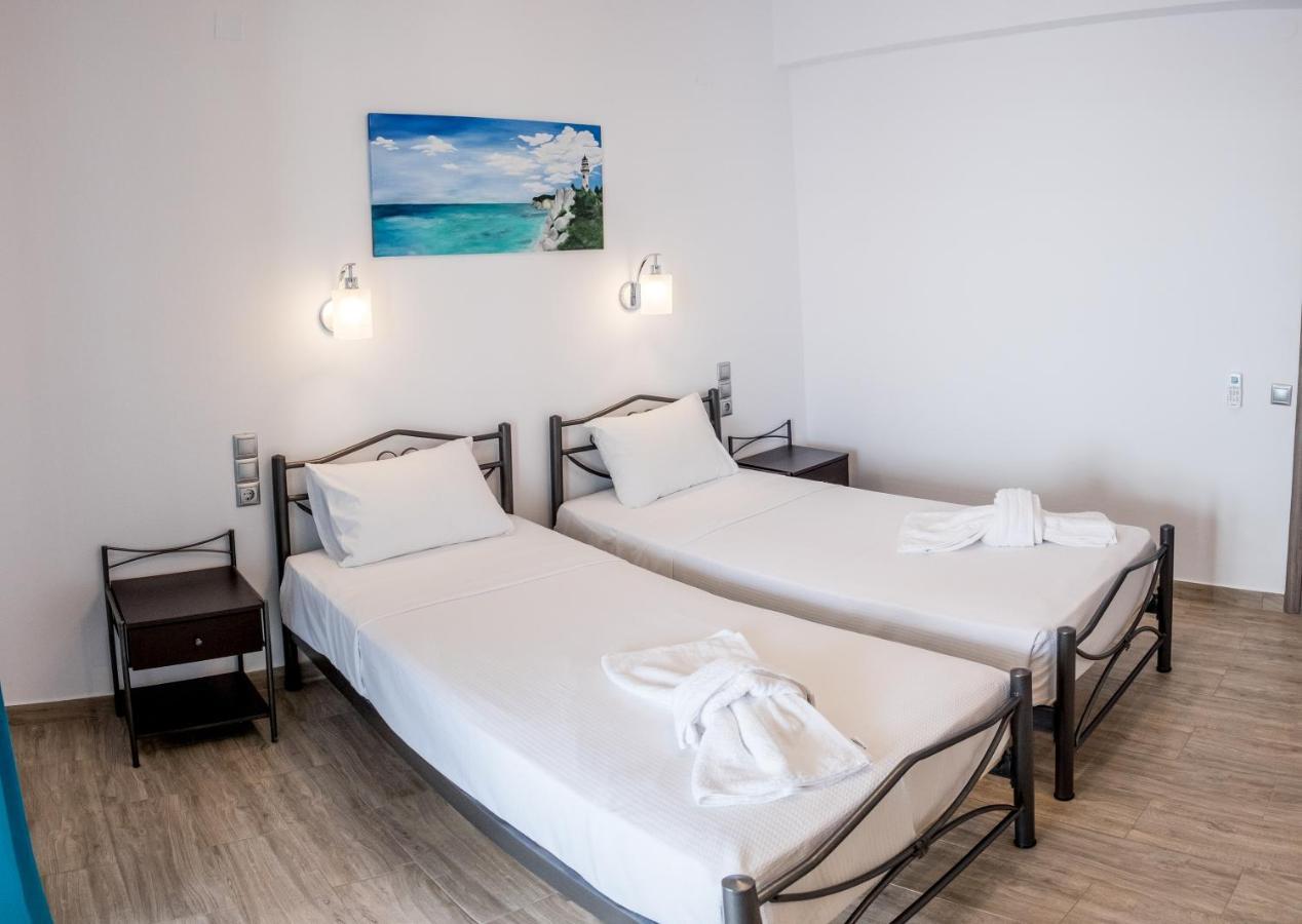 Amousso Beach Villas Marantochori Luaran gambar