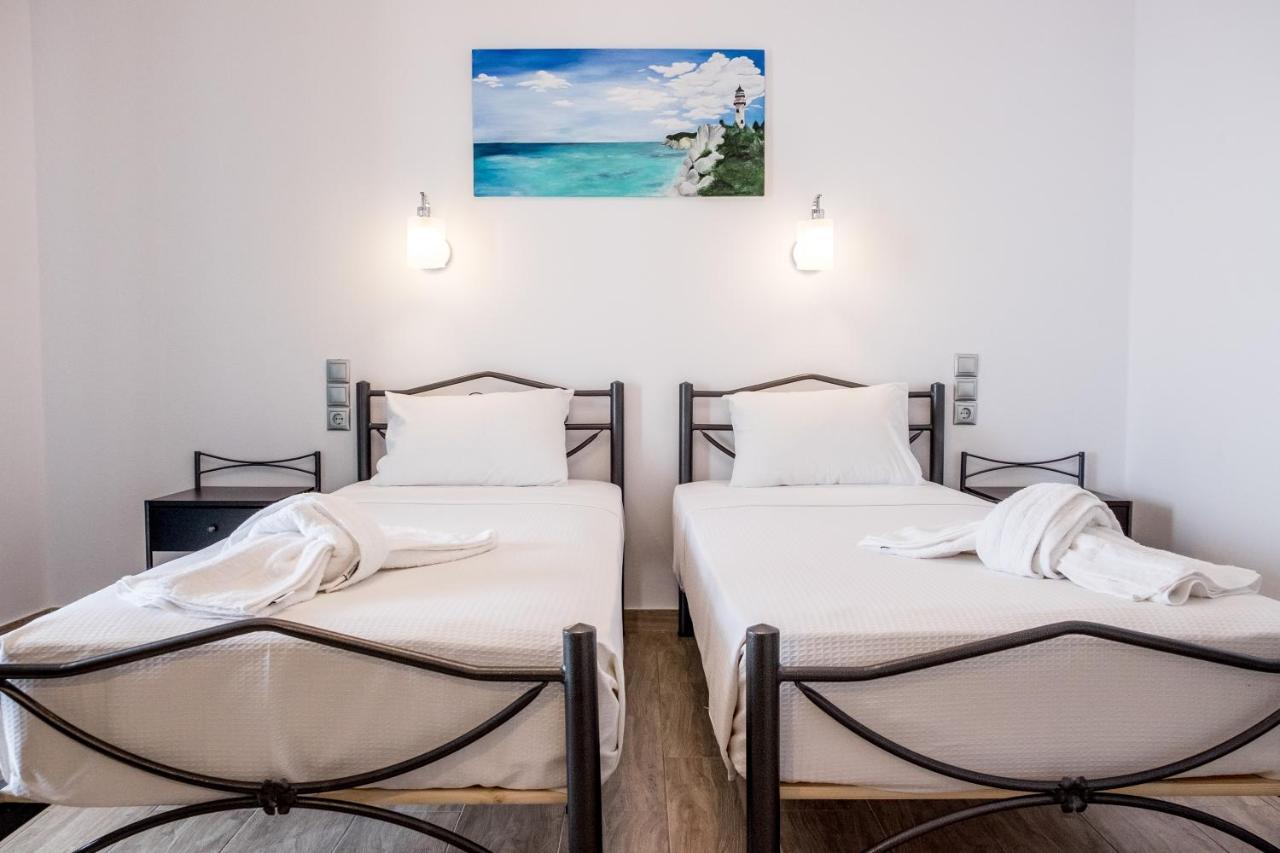 Amousso Beach Villas Marantochori Luaran gambar