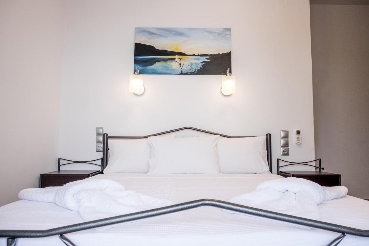 Amousso Beach Villas Marantochori Luaran gambar