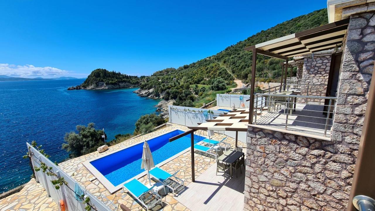 Amousso Beach Villas Marantochori Luaran gambar