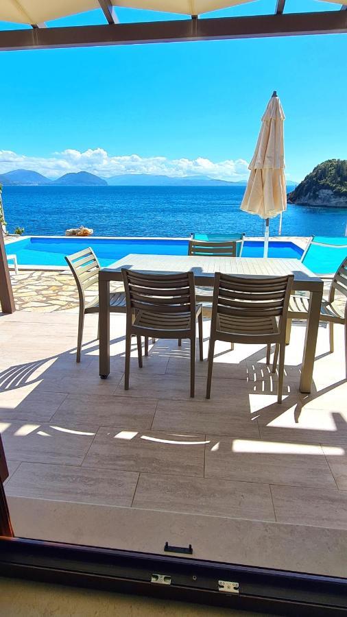 Amousso Beach Villas Marantochori Luaran gambar